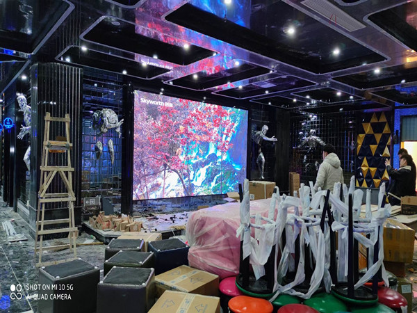 泽库室内P2.5全彩显示屏